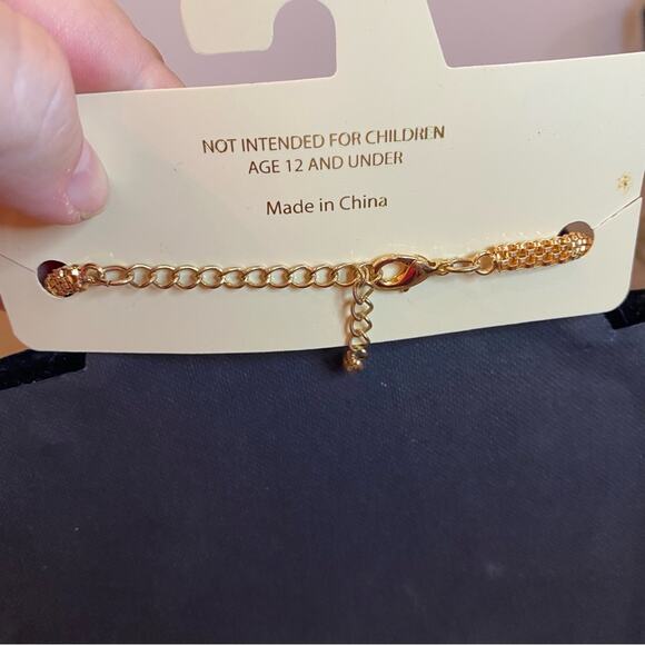 CATO STATEMENT NECKLACE NWT GREEN & GOLD Iridescent bauble bubble - Picture 3 of 5